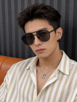 LV Glasses & Sunglasses I520260504851459