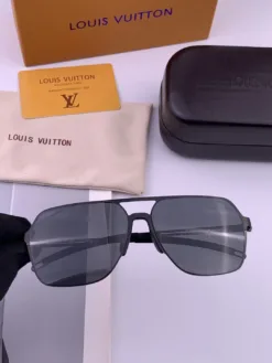 Alternative view of LV Glasses & Sunglasses I520260504899959