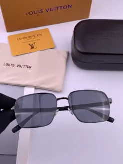 Alternative view of LV Glasses & Sunglasses I520260504900159