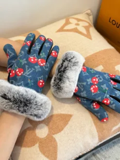 LV Gloves A4520260503653179