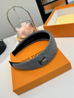 Alternative view of LV Hair Accessories D520260503049949