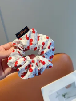 Alternative view of LV Hair Accessories D520260503223249