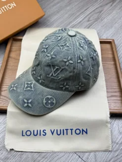 Alternative view of LV Hats & Caps A3020260503186869
