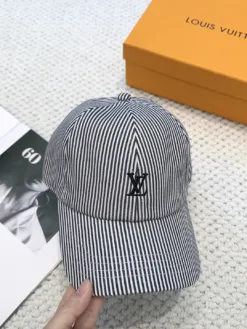 Alternative view of LV Hats & Caps C820260503185049