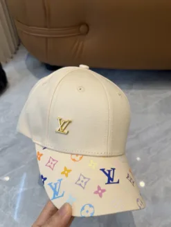 Alternative view of LV Hats & Caps C820260503674249