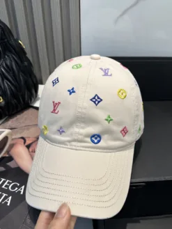 Alternative view of LV Hats & Caps D020260503669849