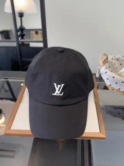 LV Hats & Caps D520260503106749