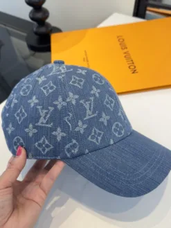 LV Hats & Caps E020260503106549