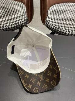 Alternative view of LV Hats & Caps E520260503484749