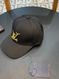 Alternative view of LV Hats & Caps E520260503599549