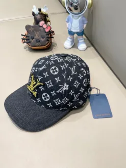Alternative view of LV Hats & Caps E520260503680949