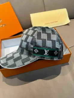 LV Hats & Caps F020260503023649