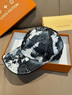 Alternative view of LV Hats & Caps F020260503183549