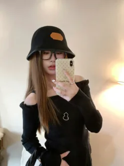 Alternative view of LV Hats & Caps F020260503447149