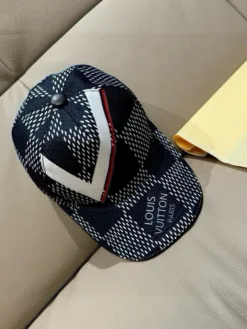 LV Hats & Caps F520260503408849