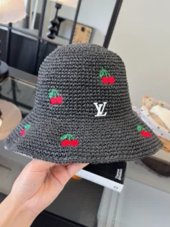 Alternative view of LV Hats & Caps F520260503439349