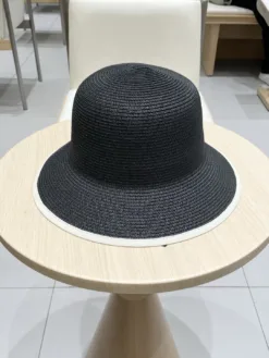Alternative view of LV Hats & Caps F520260503570349