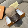 LV Hats & Caps F520260503586349