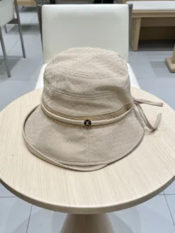 LV Hats & Caps F520260503678649
