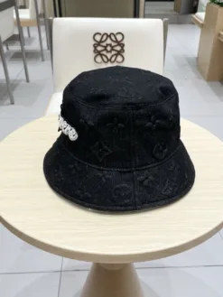 Alternative view of LV Hats & Caps H520260503567159