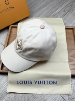 Alternative view of LV Hats & Caps I520260503186459
