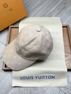 Alternative view of LV Hats & Caps I520260503186559