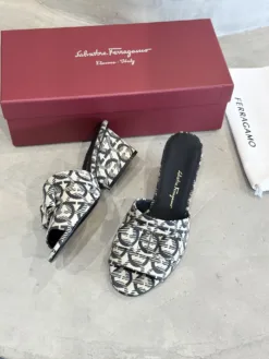 Alternative view of LV Heels EU34-41 B80202605030137129
