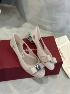 Alternative view of LV Heels EU35-38 A6020260503012889