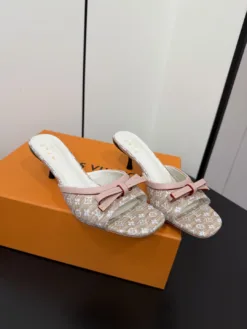 Alternative view of LV Heels EU35-42 C30202605030705139