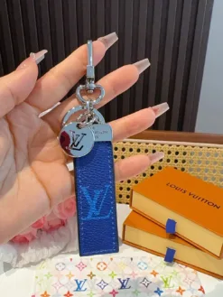 LV Keyrings & Chains E520260503532549