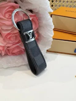 Alternative view of LV Keyrings & Chains E520260503532849