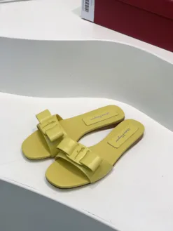 Alternative view of LV Sandals & Slides EU35-38 B70202605030141119