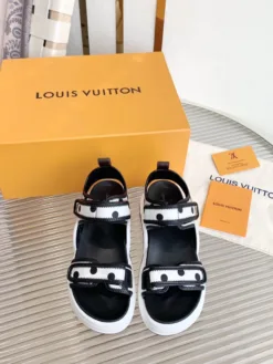 Alternative view of LV Sandals & Slides EU35-39 C20202605030648139