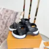 LV Sandals & Slides EU35-39 C20202605030651139