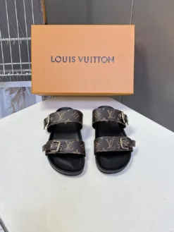 LV Sandals & Slides EU35-45 B0020260503217199