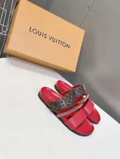 Alternative view of LV Sandals & Slides EU35-45 B20202605032167109
