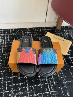 LV Sandals & Slides EU39-46 B15202605030962109