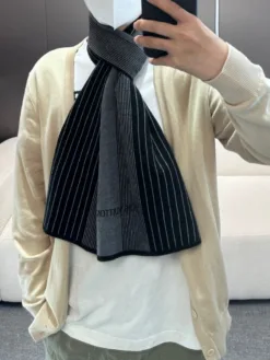 Alternative view of LV Scarves A10202605041025069