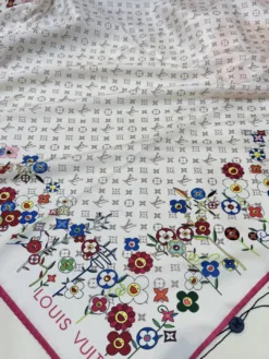 Alternative view of LV Scarves A1520260504530369