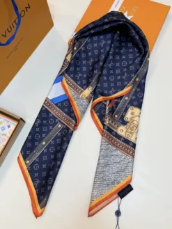 Alternative view of LV Scarves A1520260504618169