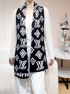 LV Scarves A3020260504272569