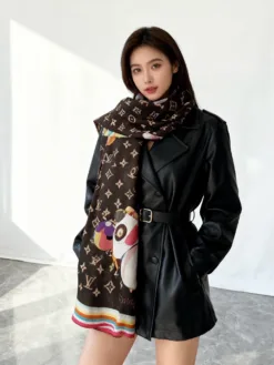 Alternative view of LV Scarves A6520260504876879