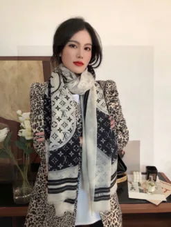 LV Scarves A7020260504877079