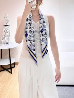 LV Scarves A7520260504834289