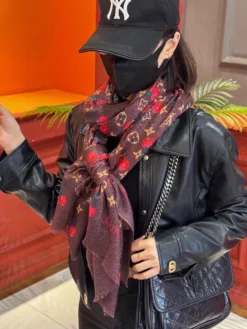 LV Scarves A9520260504042889