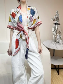 Alternative view of LV Scarves B0520260504482389