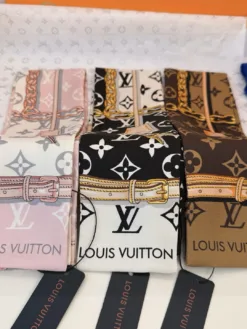 Alternative view of LV Scarves D5202605041020749