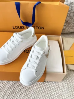 Alternative view of LV Sneakers EU35-39 C70202605031375149