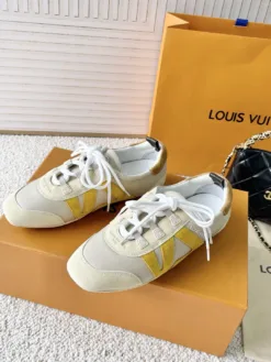 LV Sneakers EU35-39 D20202605032196169