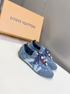 Alternative view of LV Sneakers EU35-42 C40202605032183139